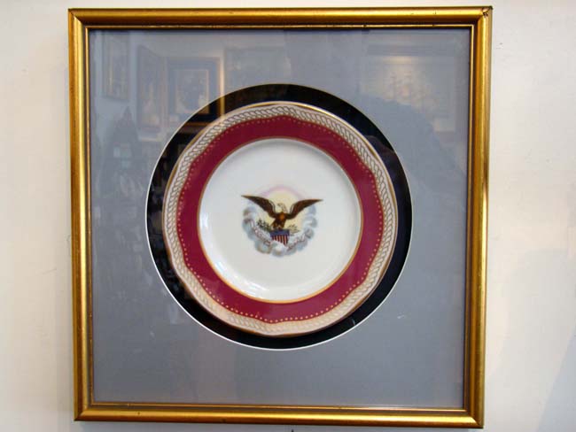 A beautifully framed Limited Edition reproduction dessert plate from Abraham Lincoln's White House Dinner Service — image 2